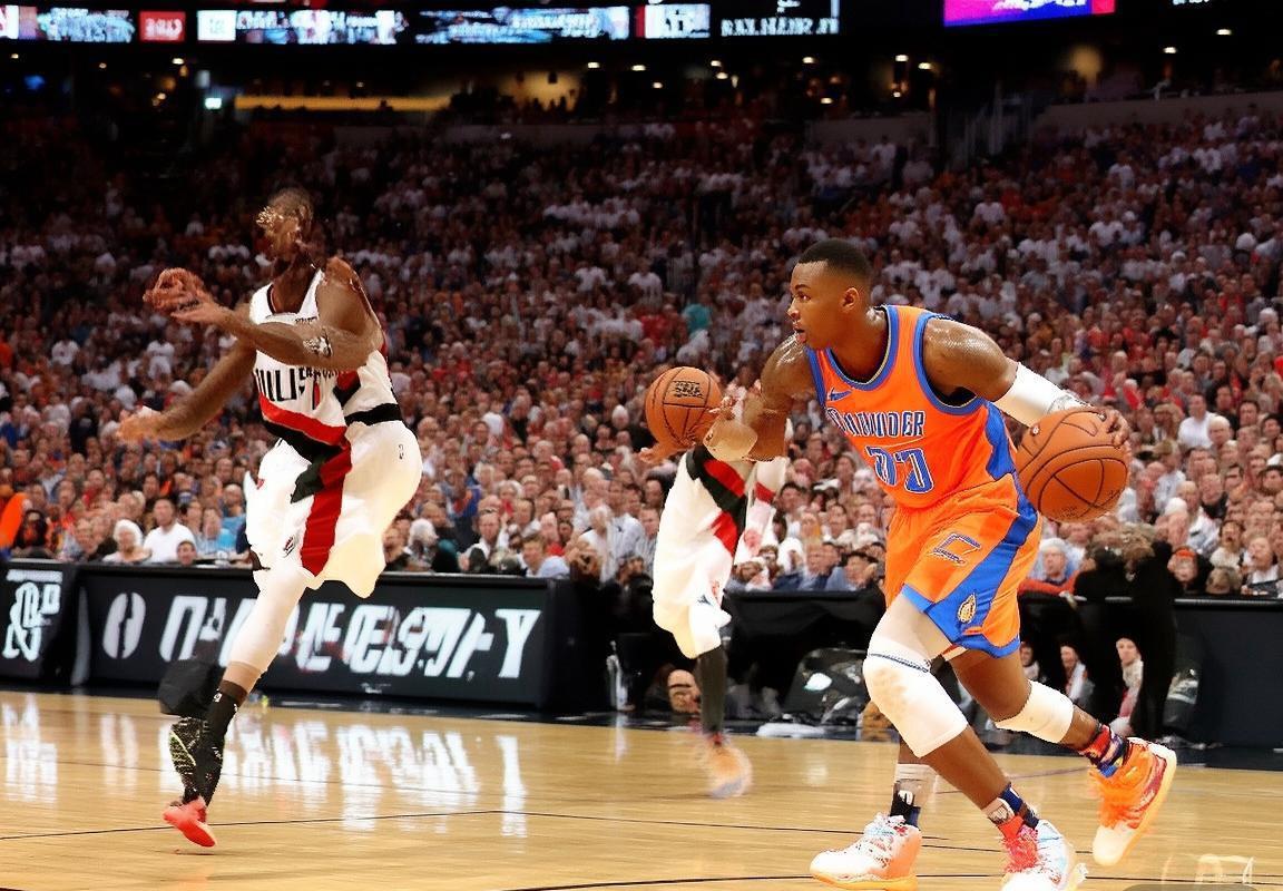 2017年NBA季后赛首轮：雷霆逆袭，威少绝杀开拓者系列赛首胜(图7)