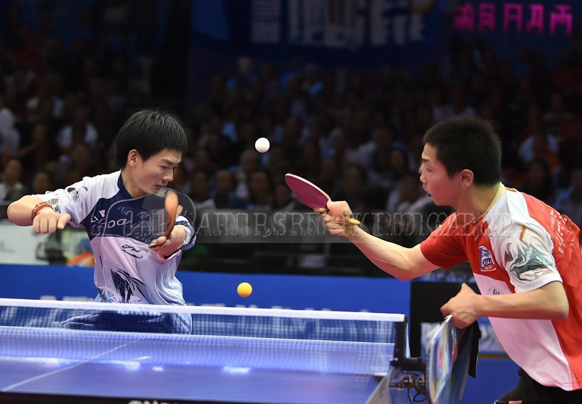 2015乒乓球巅峰对决：张继科与张宇镇激情对决(图1)